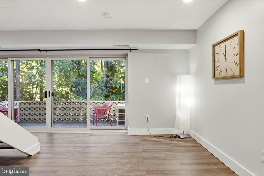 8618 MANCHESTER ROAD Unit: 4