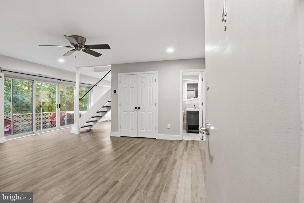 8618 MANCHESTER ROAD Unit: 4