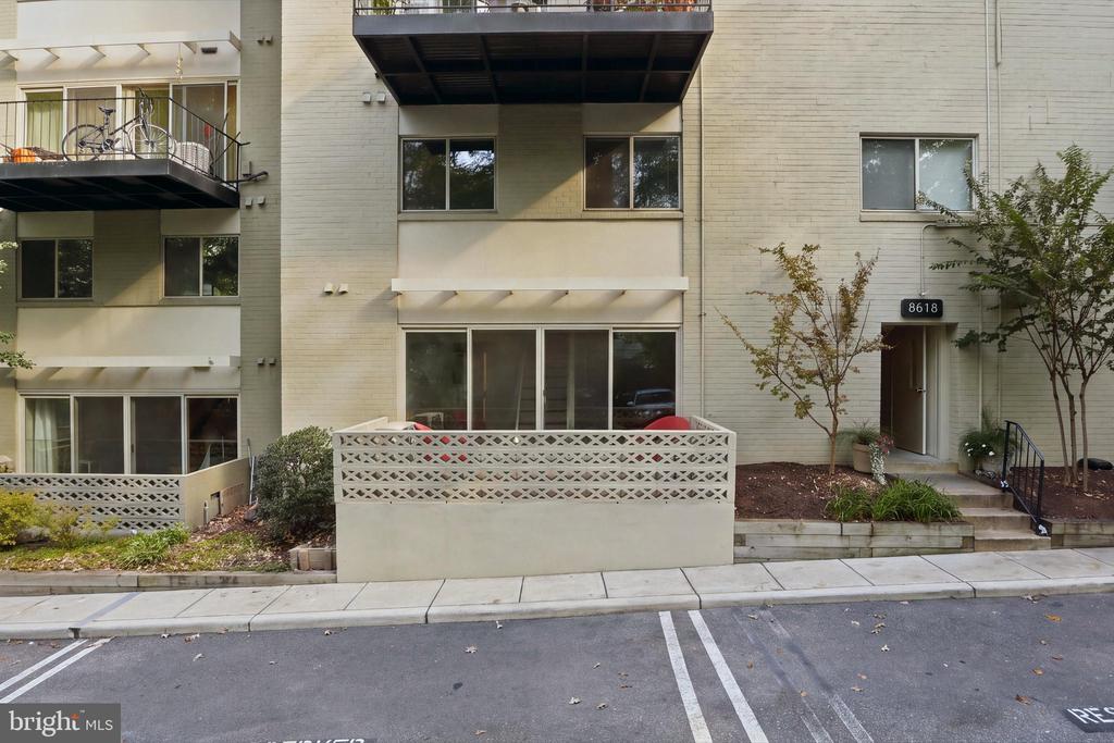 8618 MANCHESTER ROAD Unit: 4