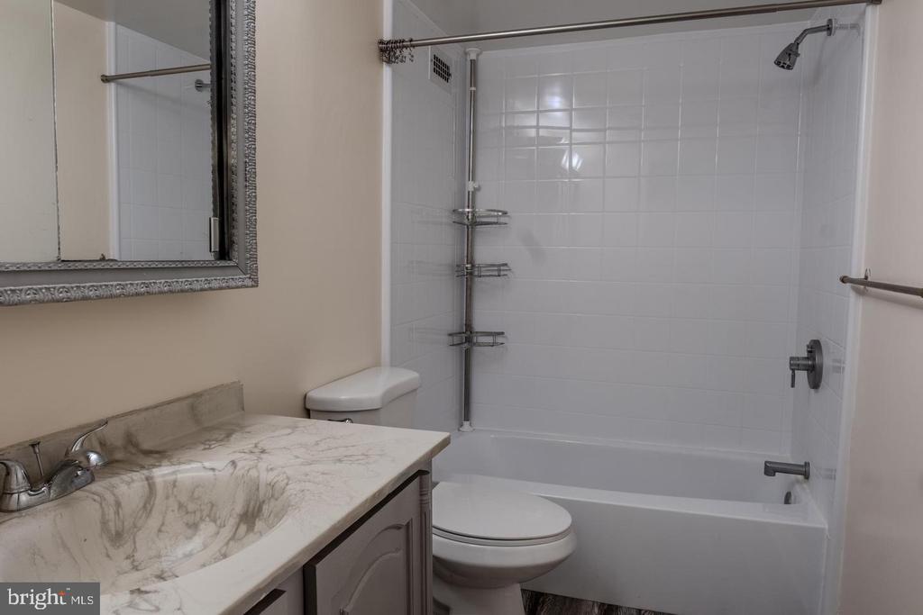 5225 POOKS HILL ROAD Unit: 1016N