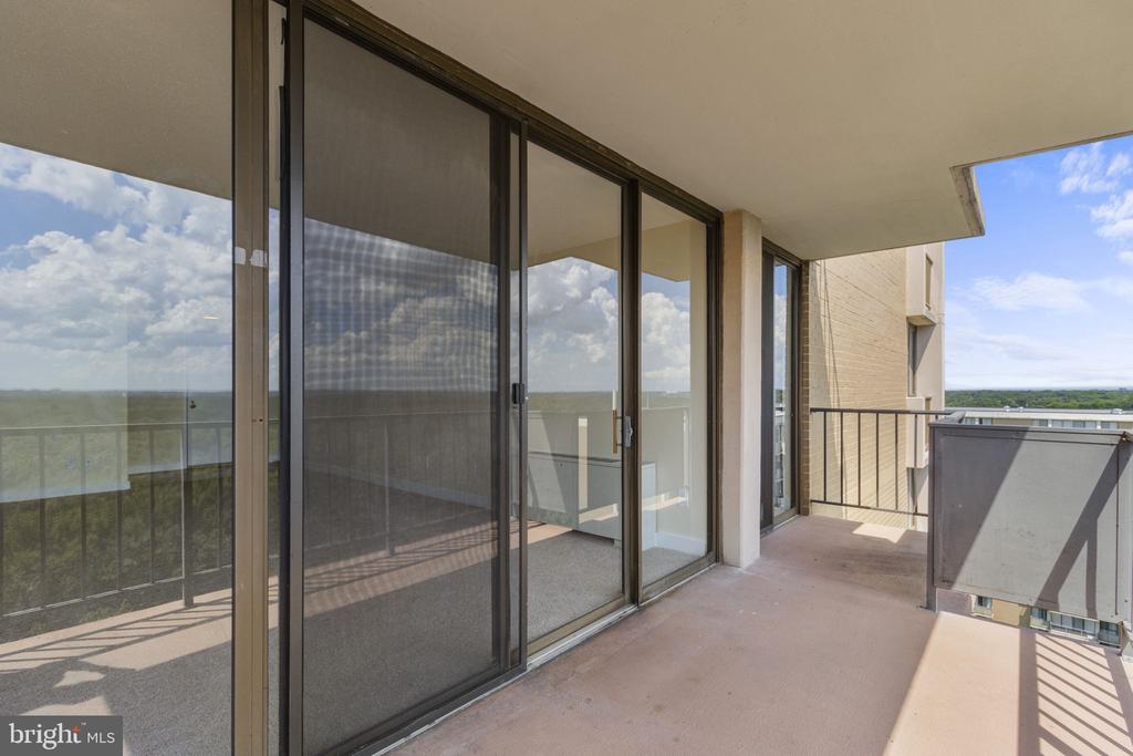 6100 WESTCHESTER PARK DRIVE Unit: T41704
