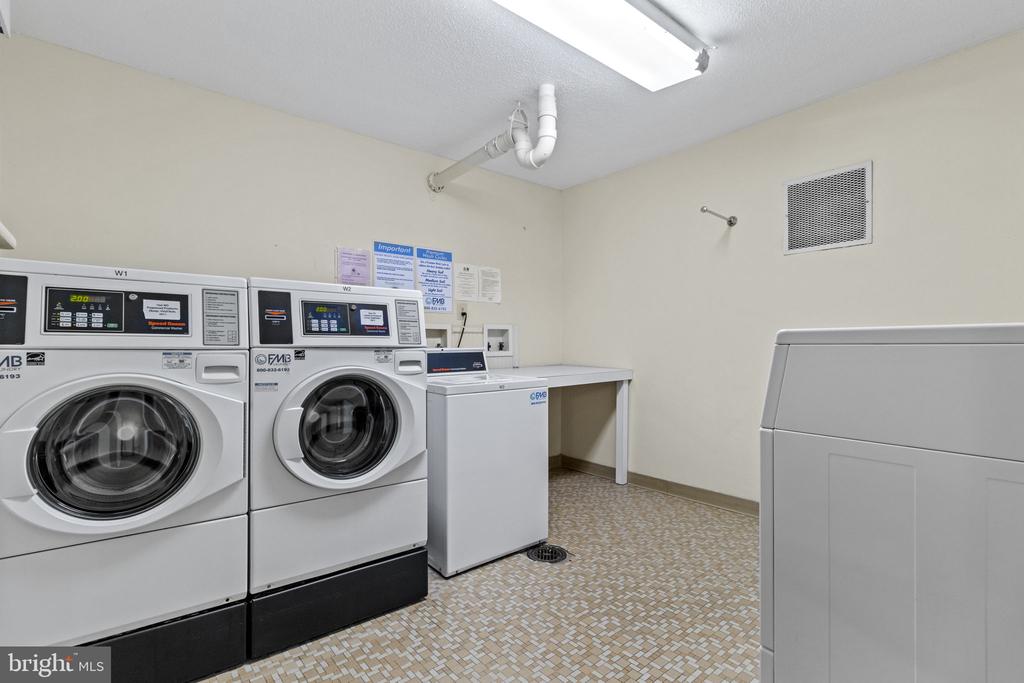 6100 WESTCHESTER PARK DRIVE Unit: T41704