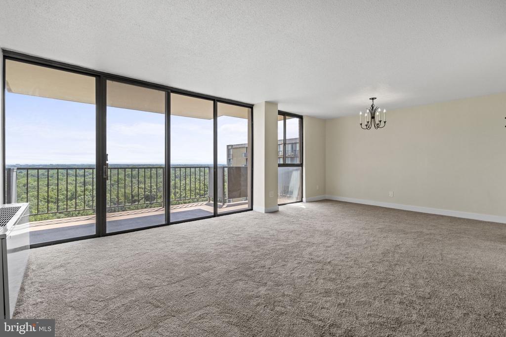 6100 WESTCHESTER PARK DRIVE Unit: T41704