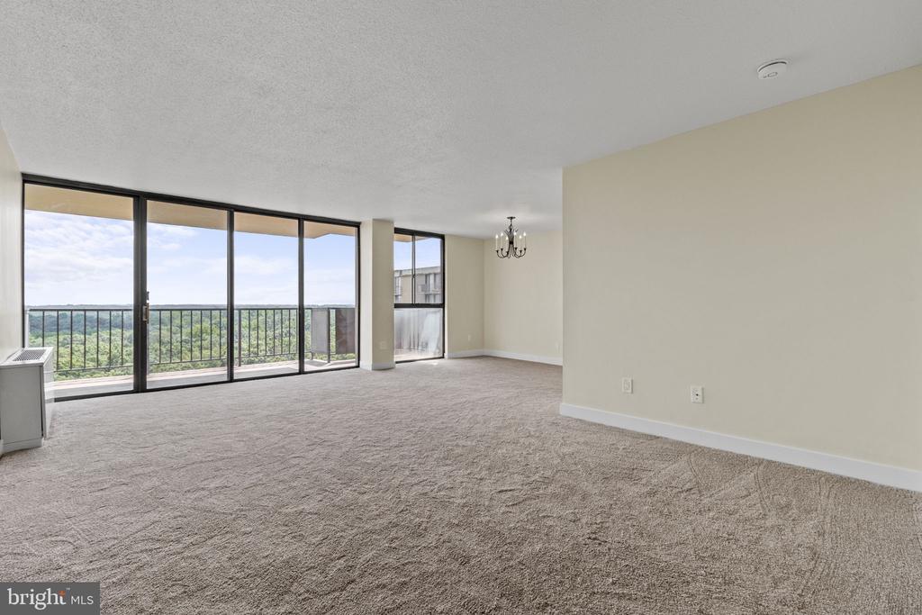 6100 WESTCHESTER PARK DRIVE Unit: T41704