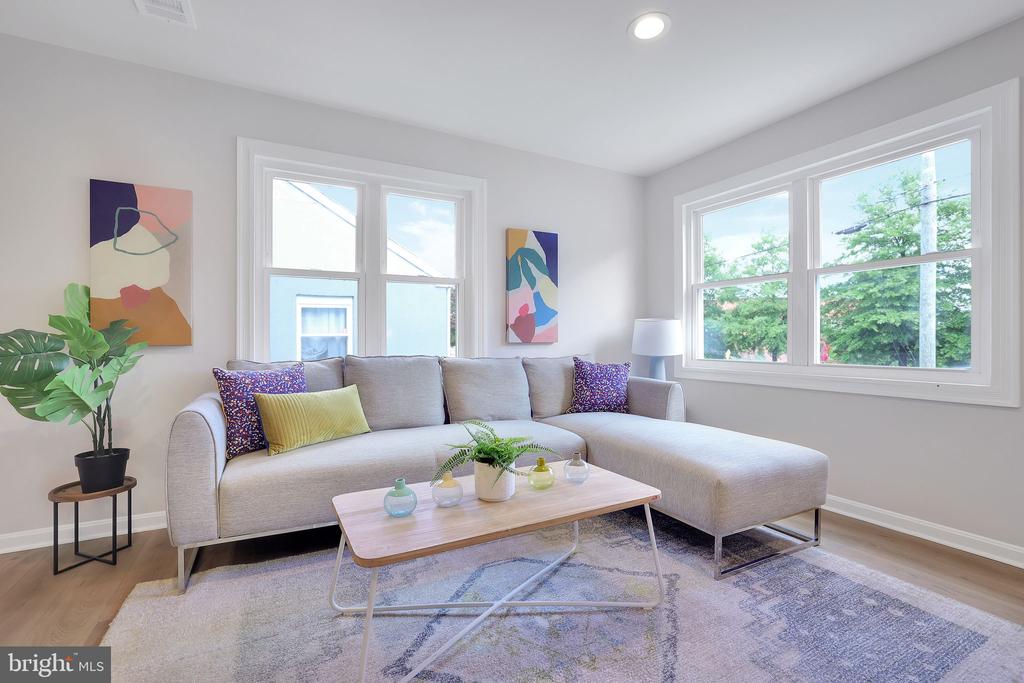 1406 NYE STREET