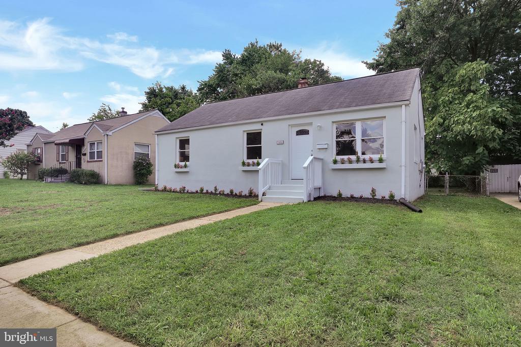 1406 NYE STREET