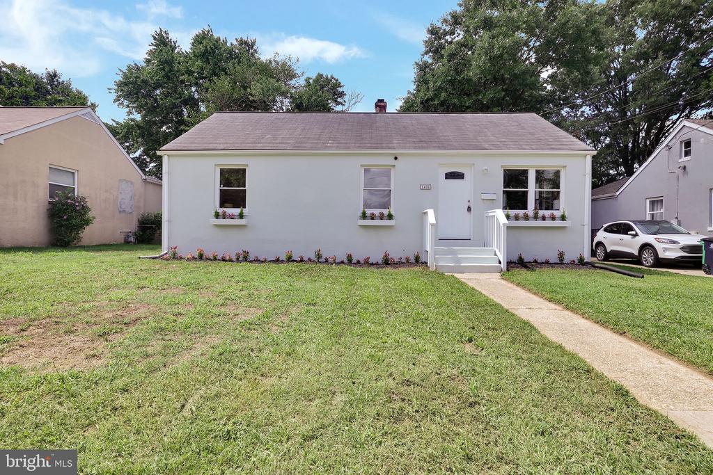 1406 NYE STREET
