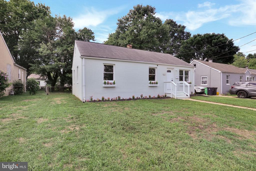 1406 NYE STREET