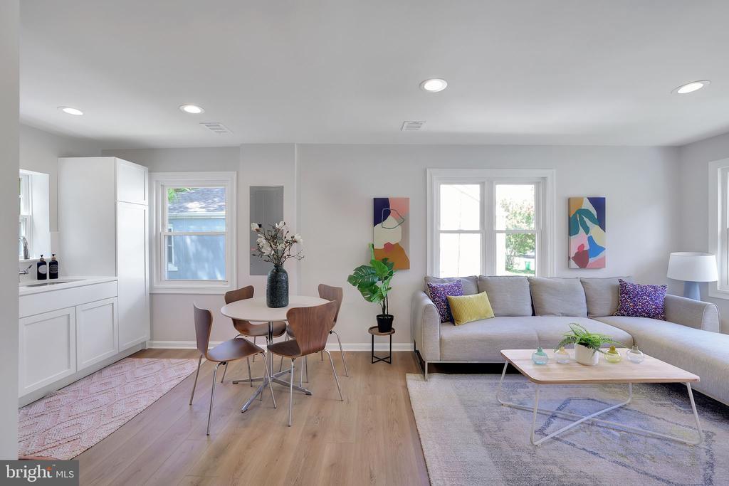 1406 NYE STREET