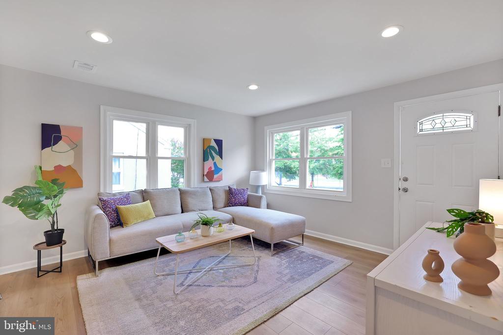 1406 NYE STREET