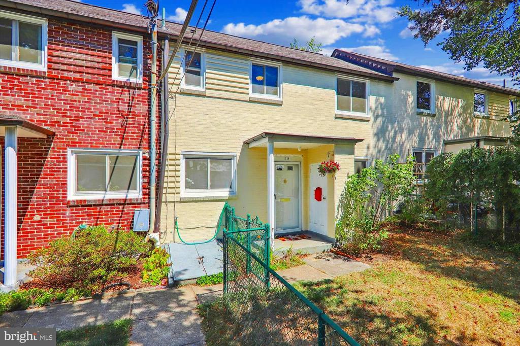 13 RIDGE ROAD