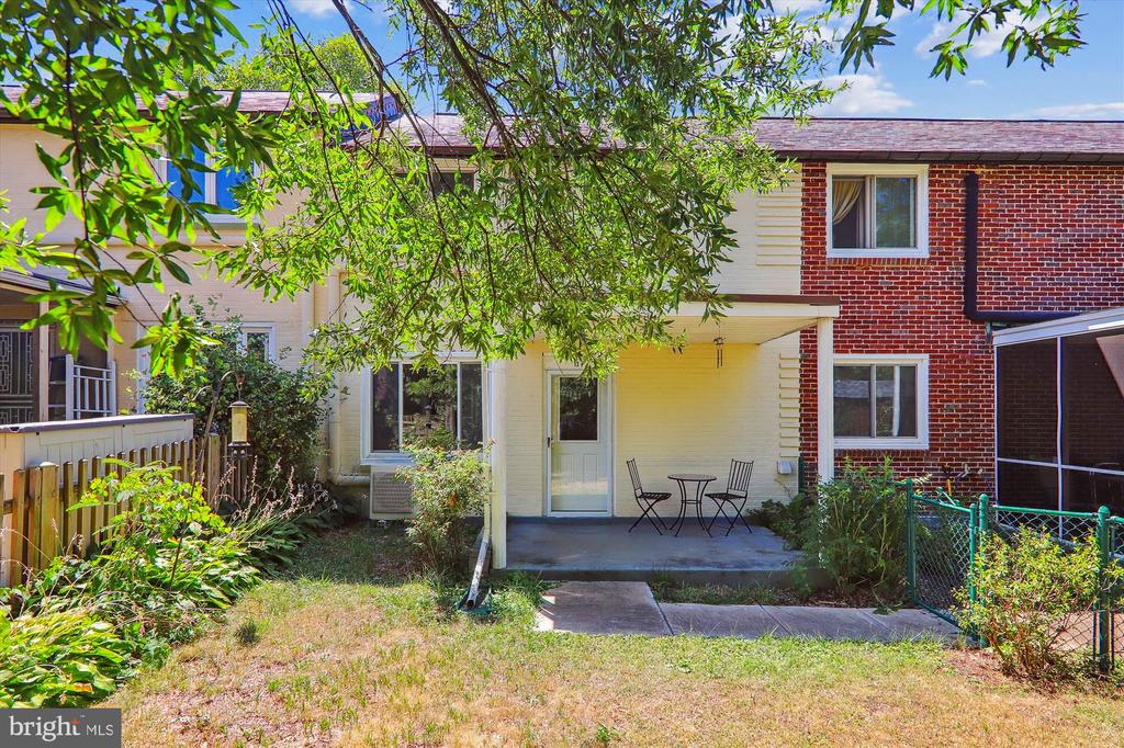 13 RIDGE ROAD