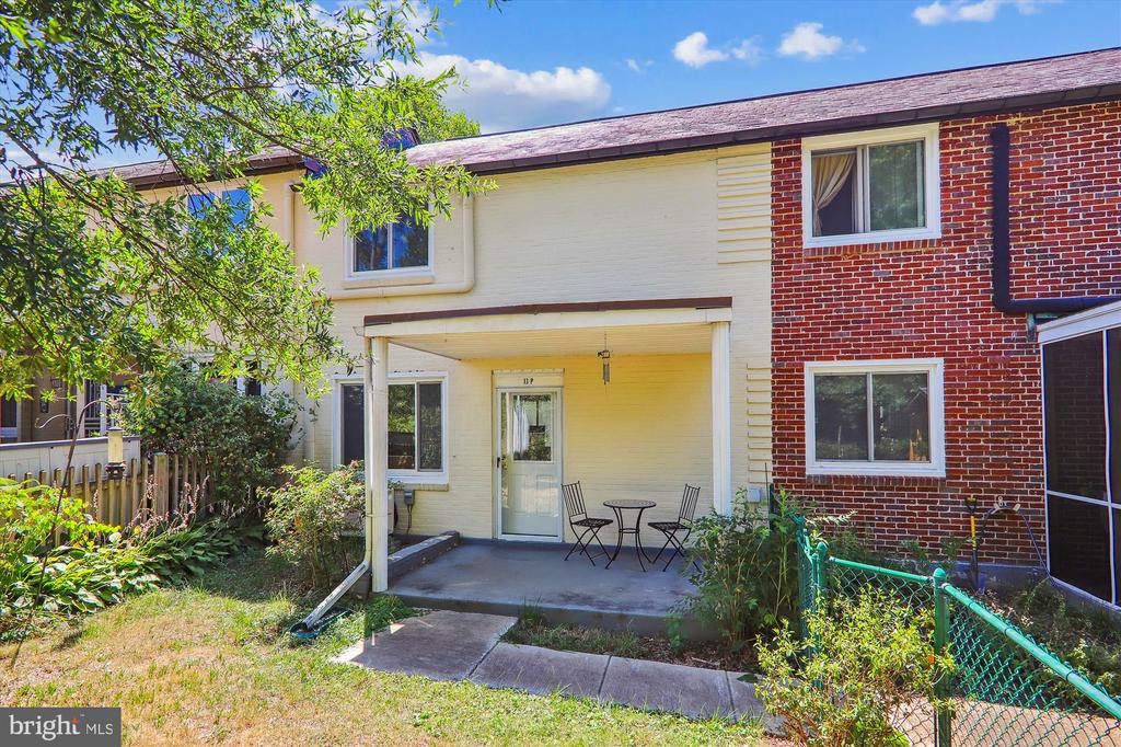 13 RIDGE ROAD