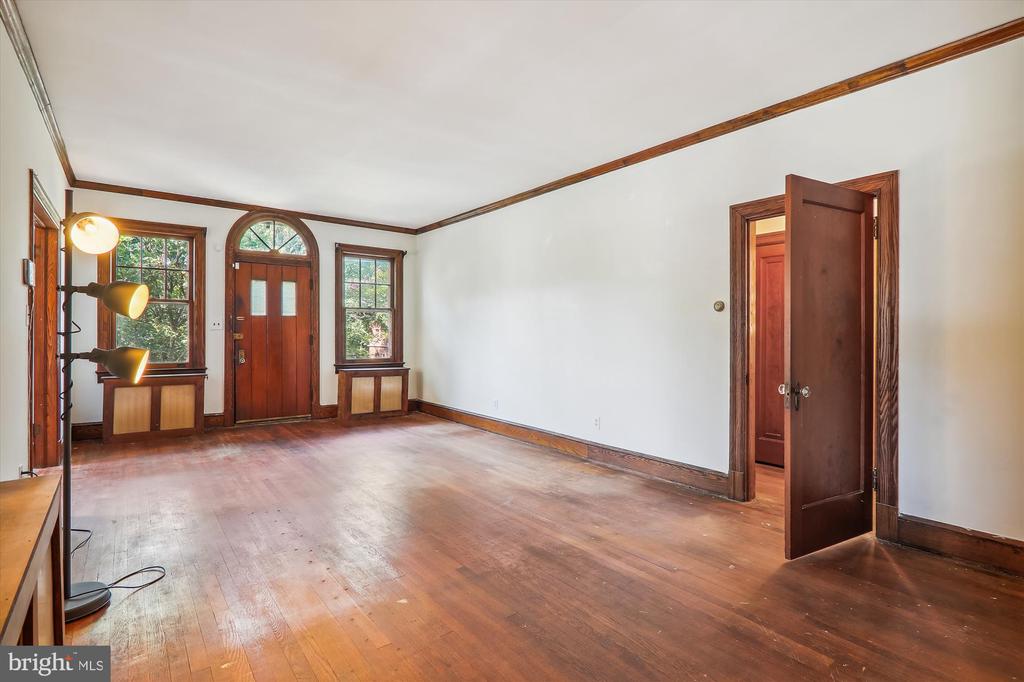 4201 QUEENSBURY ROAD
