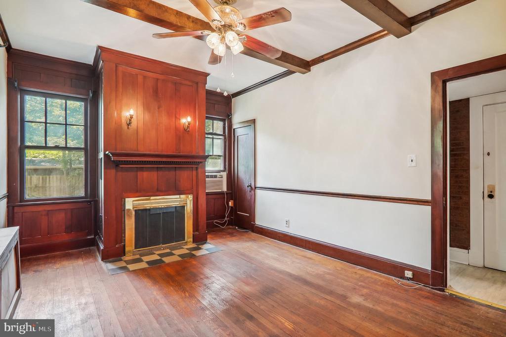 4201 QUEENSBURY ROAD