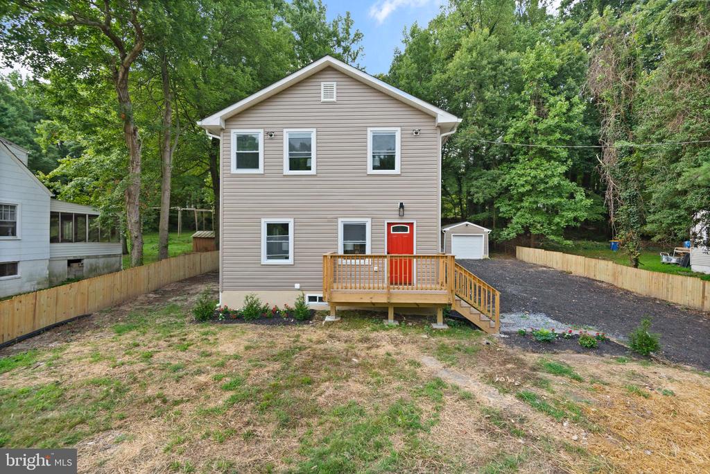 6415 WOODLAND ROAD