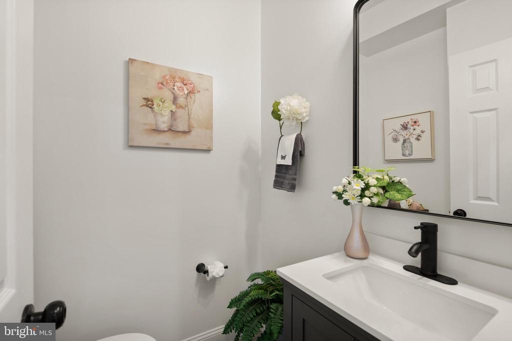6415 WOODLAND ROAD