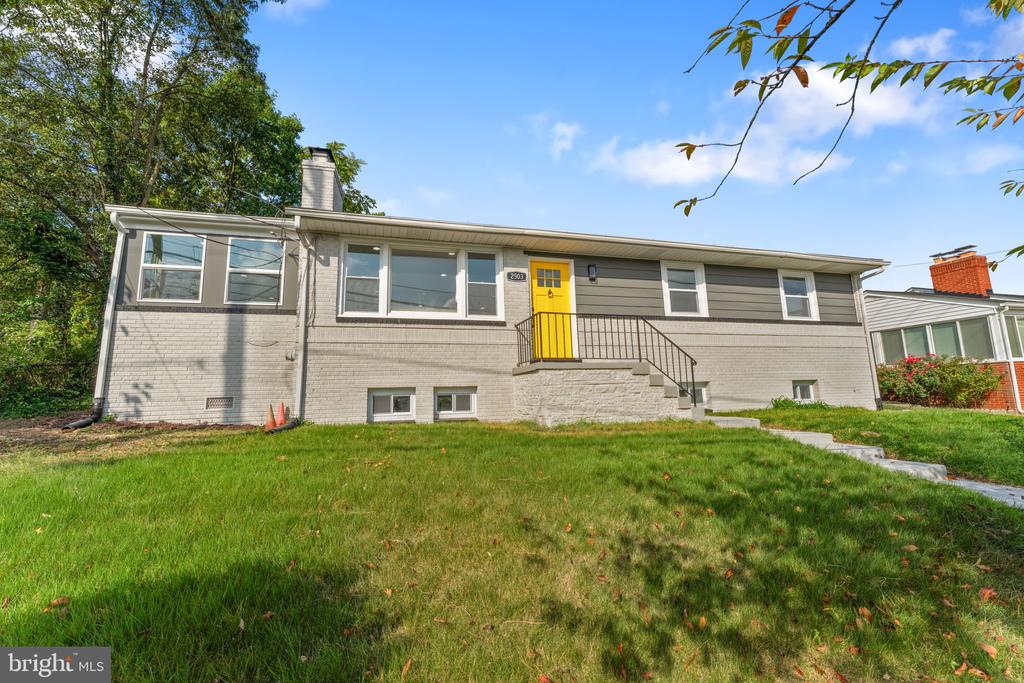 2503 BROOKS DRIVE