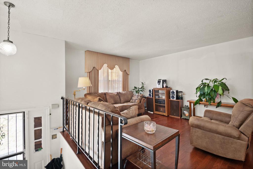 8600 SAPIENZA DRIVE