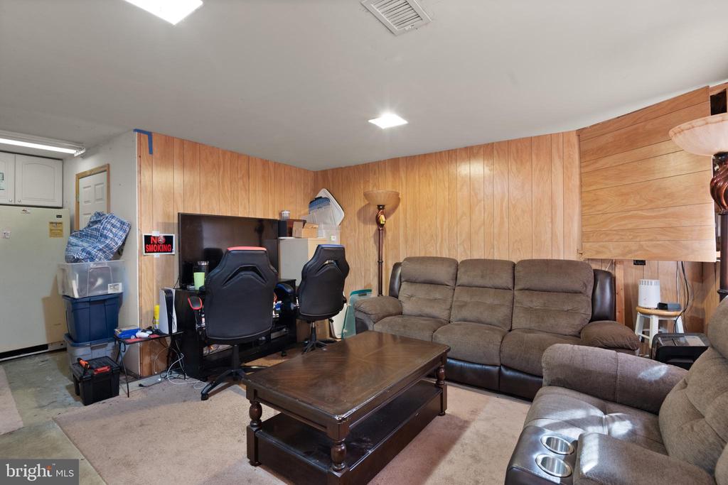 8600 SAPIENZA DRIVE