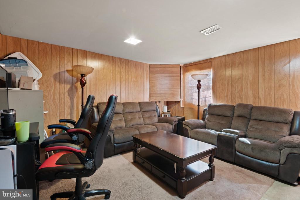 8600 SAPIENZA DRIVE