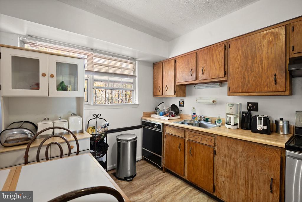 8600 SAPIENZA DRIVE