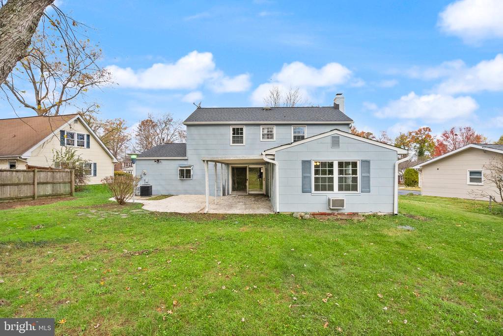 3107 TWISTING LANE