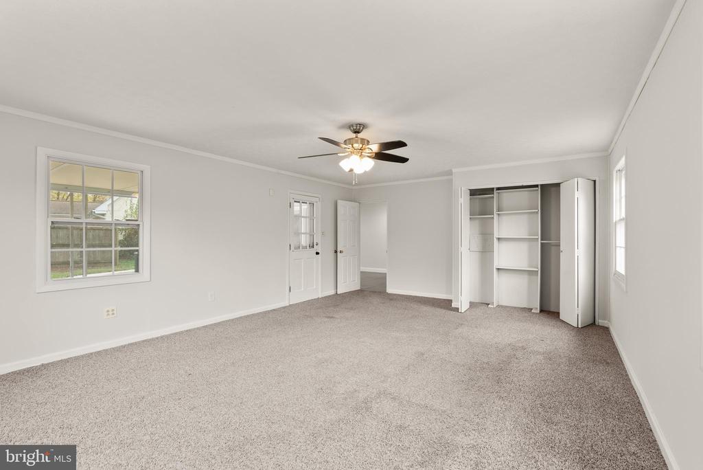 3107 TWISTING LANE