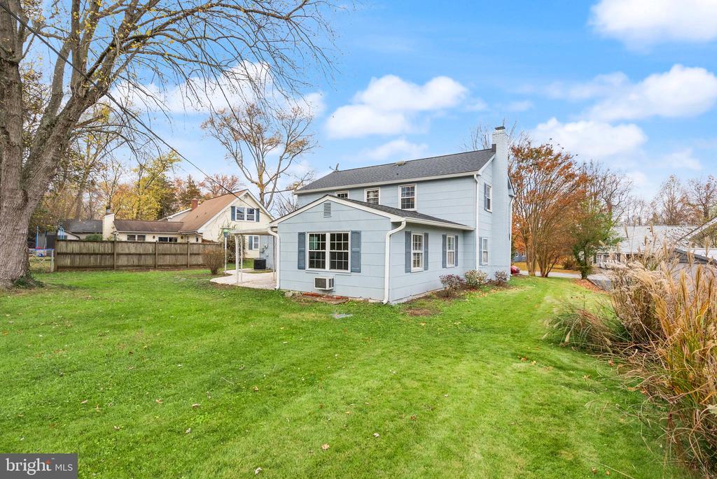 3107 TWISTING LANE