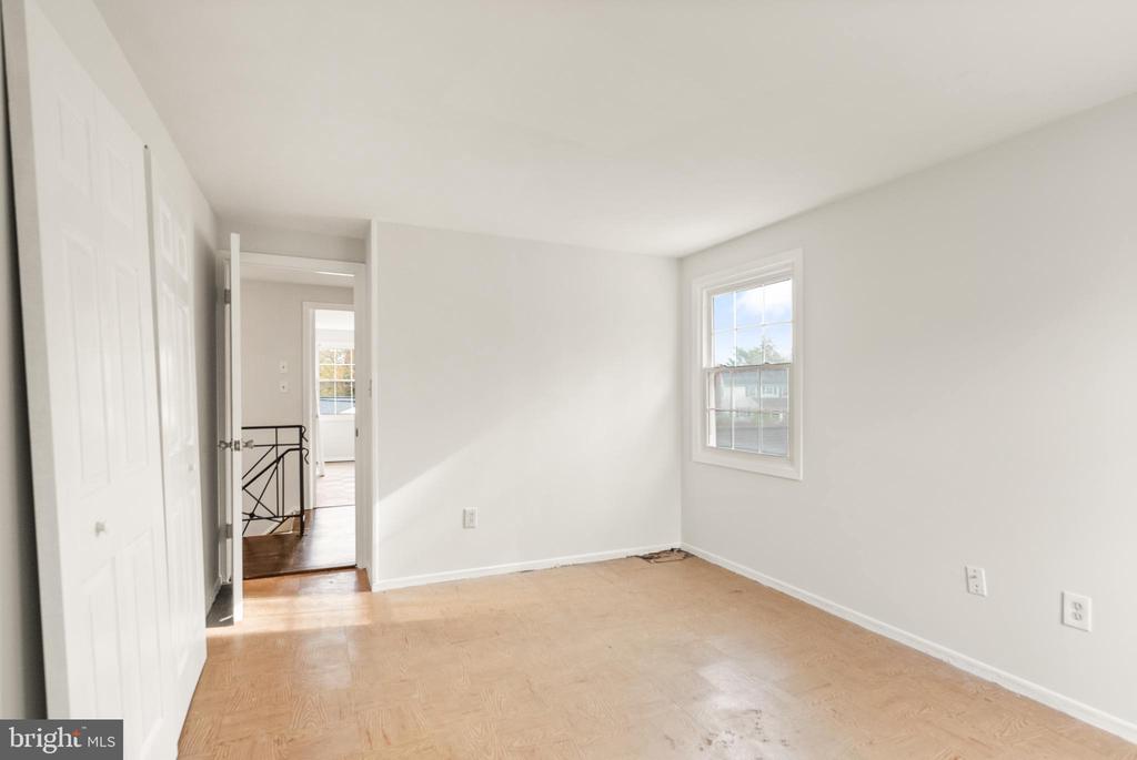 3107 TWISTING LANE