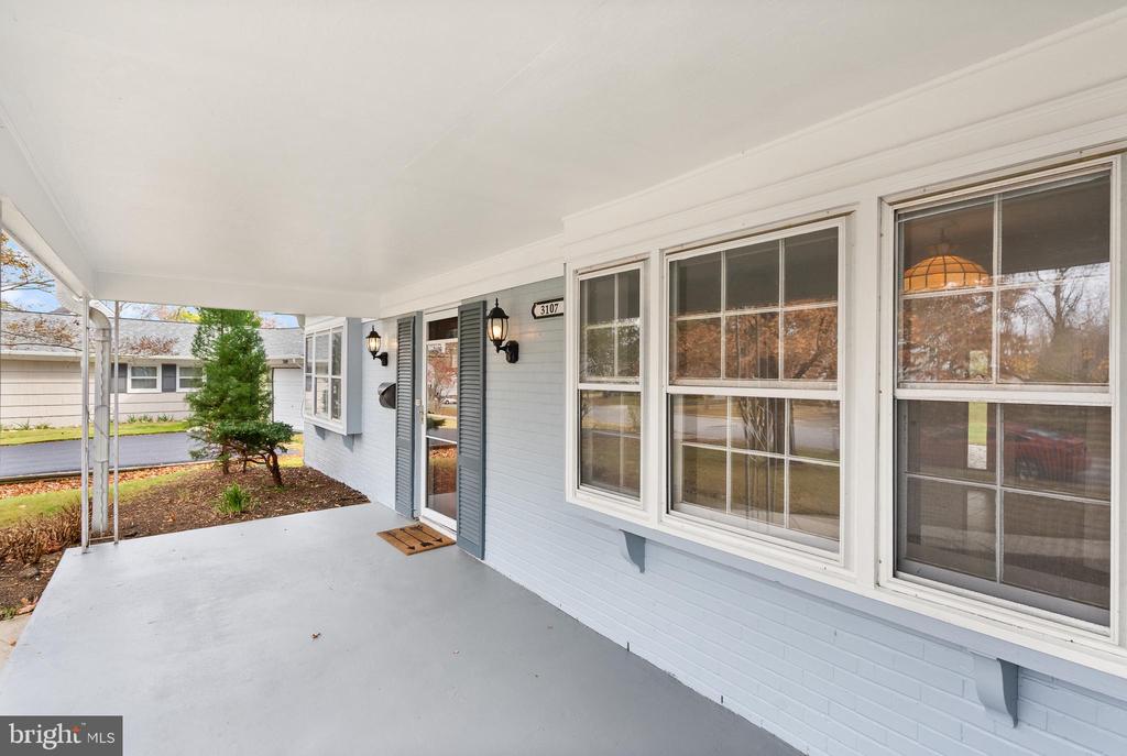 3107 TWISTING LANE