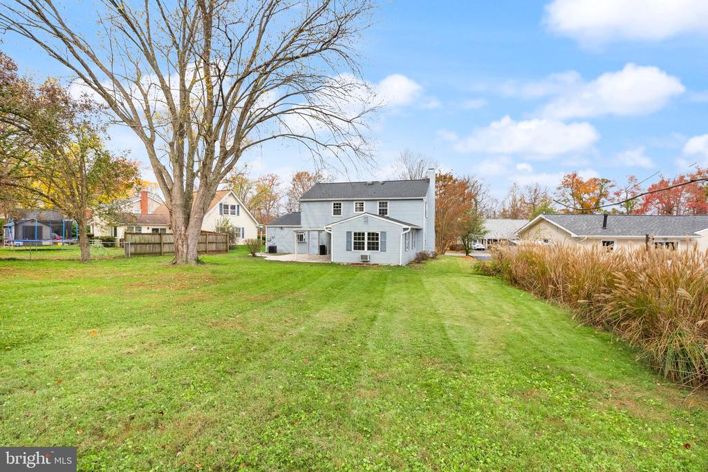 3107 TWISTING LANE