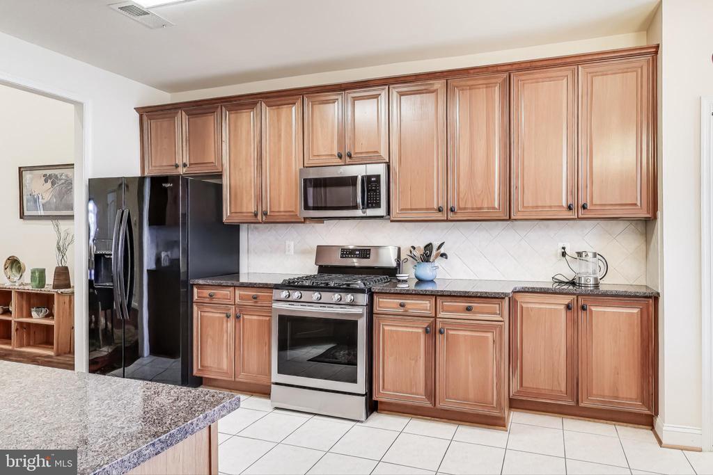 13148 BROOKTREE LANE