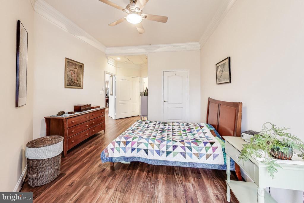13148 BROOKTREE LANE