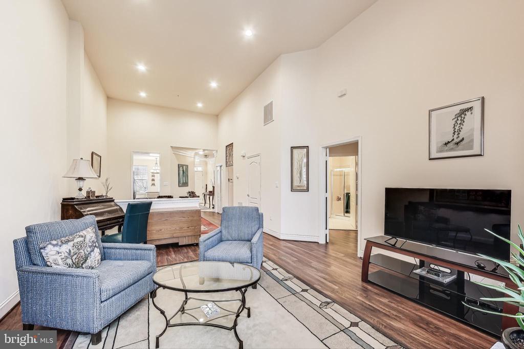 13148 BROOKTREE LANE