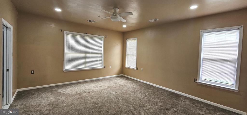 13712 NEW ACADIA LANE