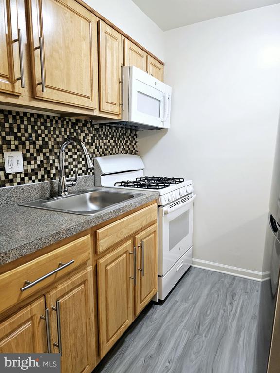 518 WILSON BRIDGE DRIVE Unit: A2