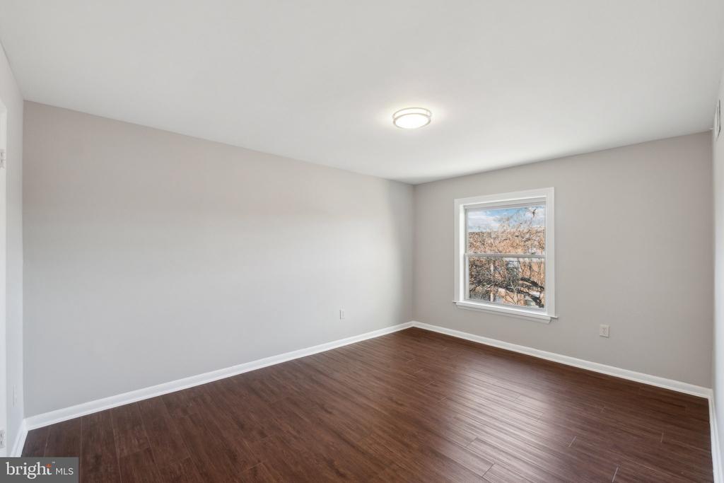 3809 SAINT BARNABAS ROAD Unit: T202