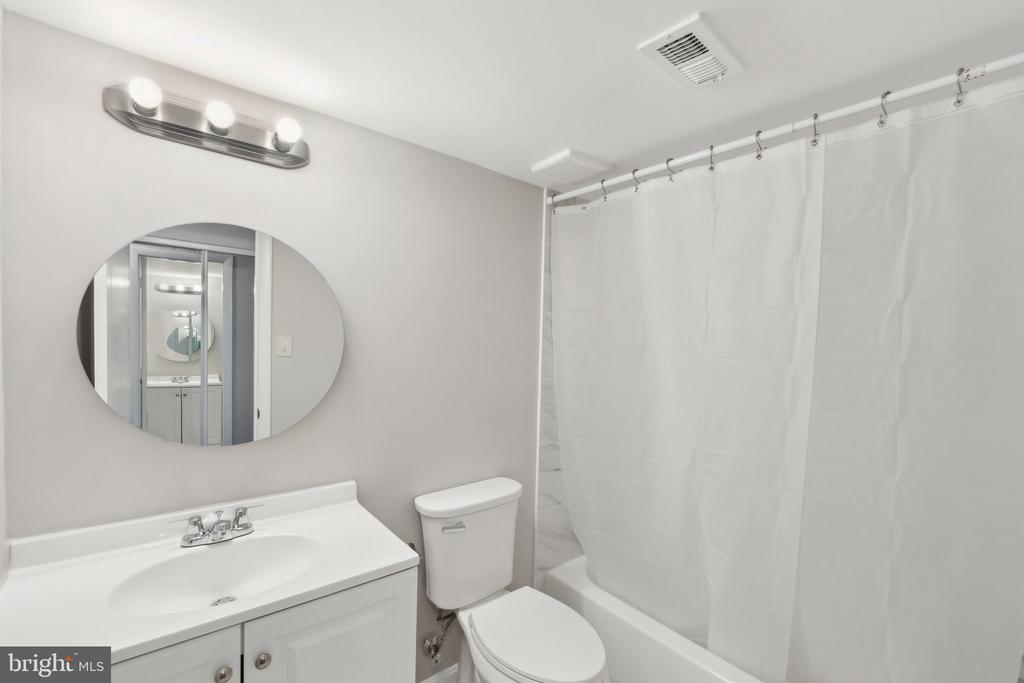 3809 SAINT BARNABAS ROAD Unit: T202
