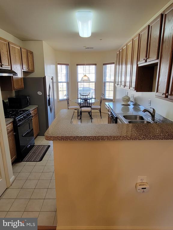 310 BATHURST STREET