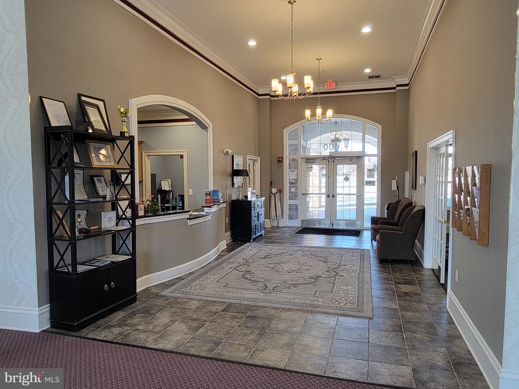 310 BATHURST STREET