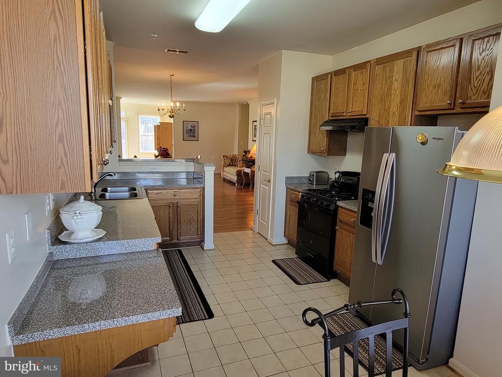 310 BATHURST STREET