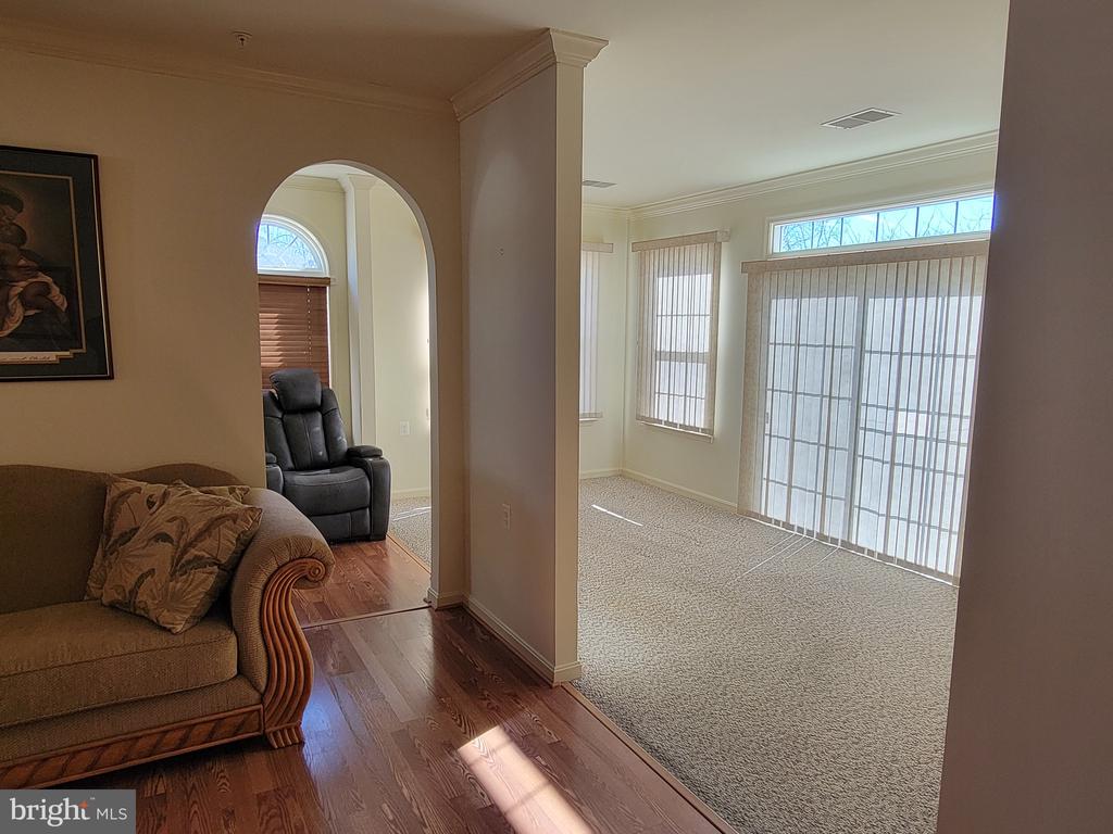 310 BATHURST STREET