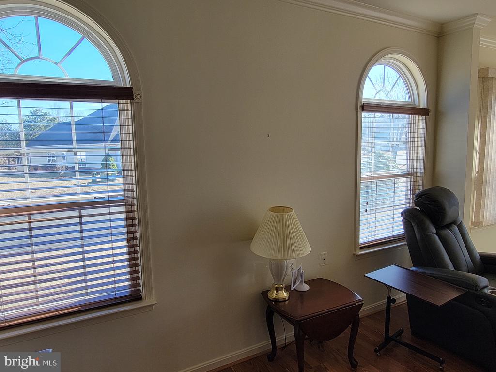 310 BATHURST STREET