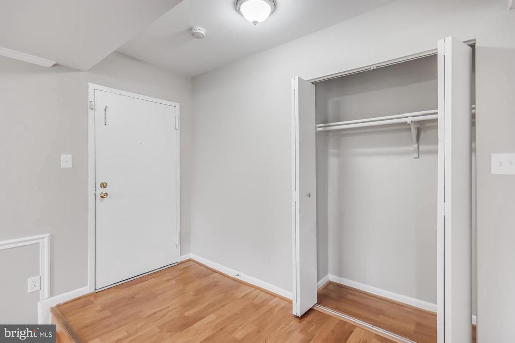 15702 DORSET ROAD Unit: 204