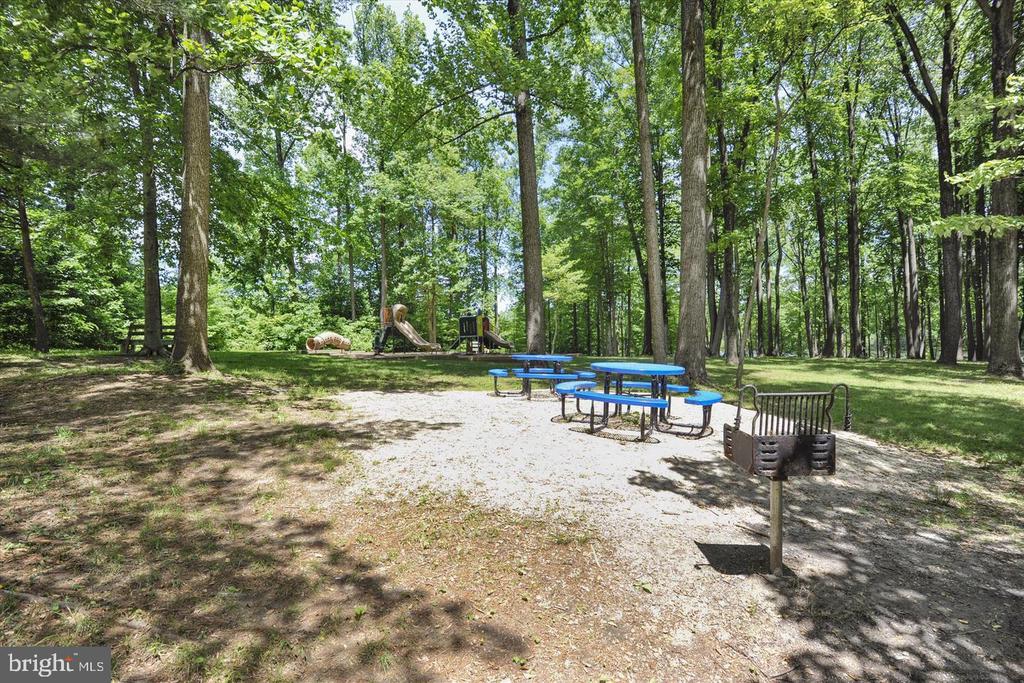 15702 DORSET ROAD Unit: 204
