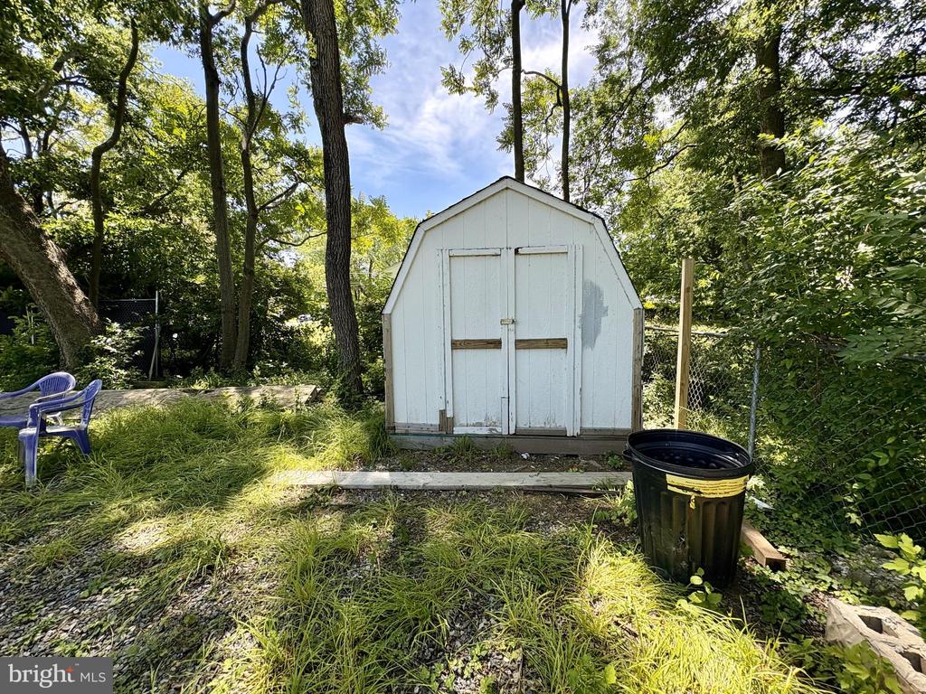 5021 LAKELAND ROAD