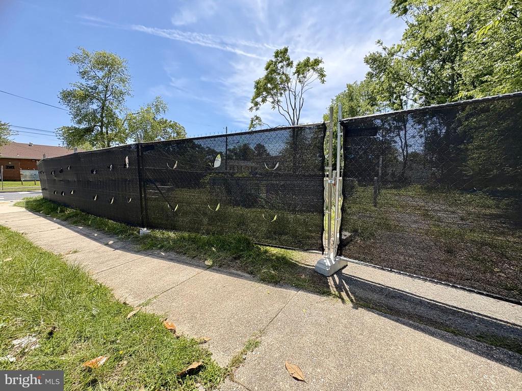 5021 LAKELAND ROAD