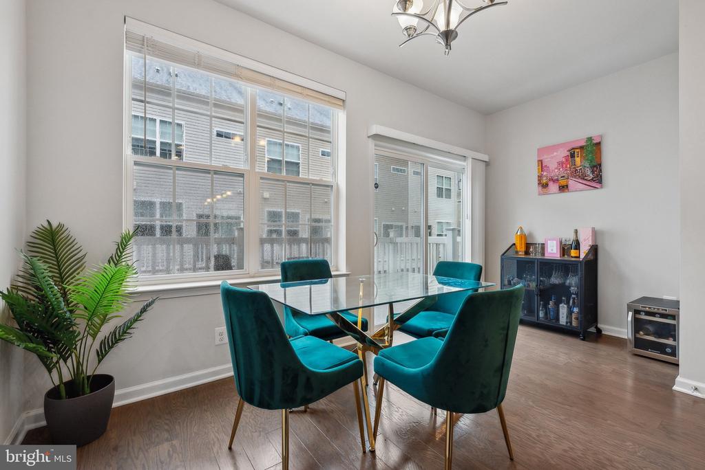 7119 ROWLOCK ALLEY