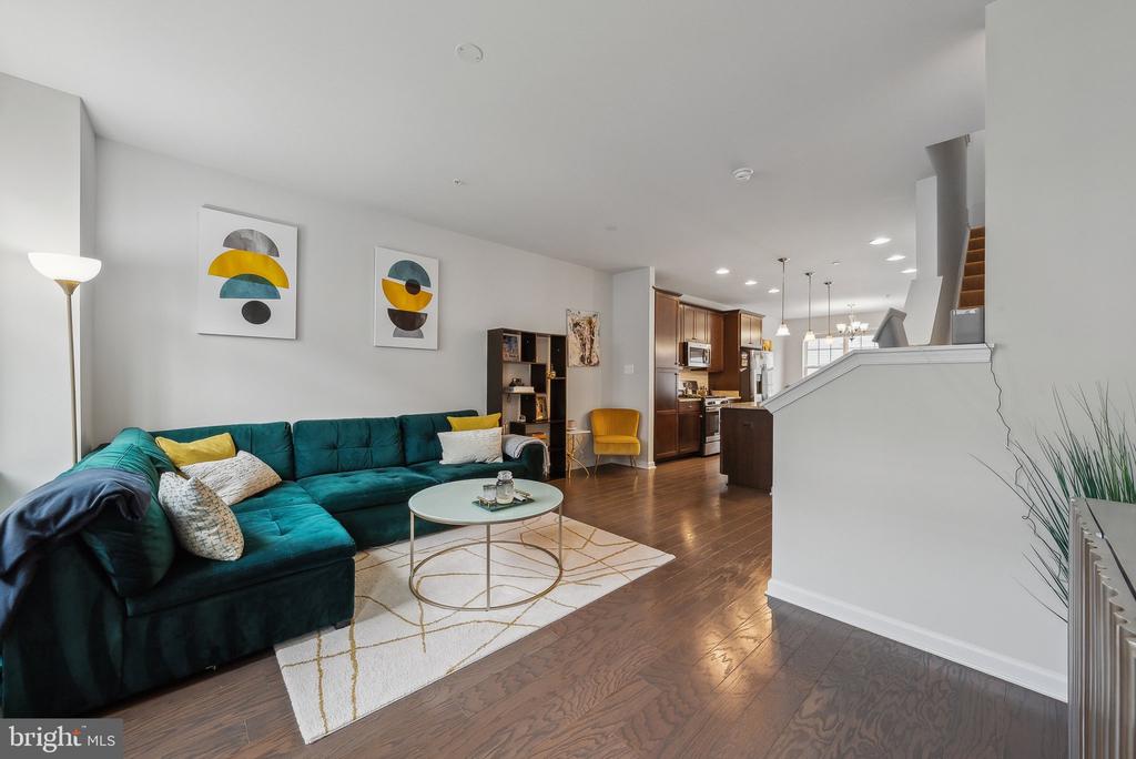 7119 ROWLOCK ALLEY